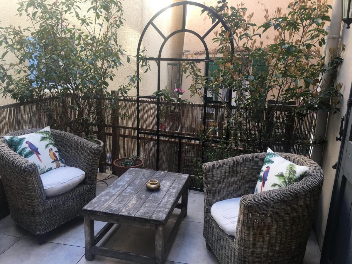 Un Coin De Luberon Apartment ลีล-ซูร์-ลา-ซอร์ก ภายนอก รูปภาพ