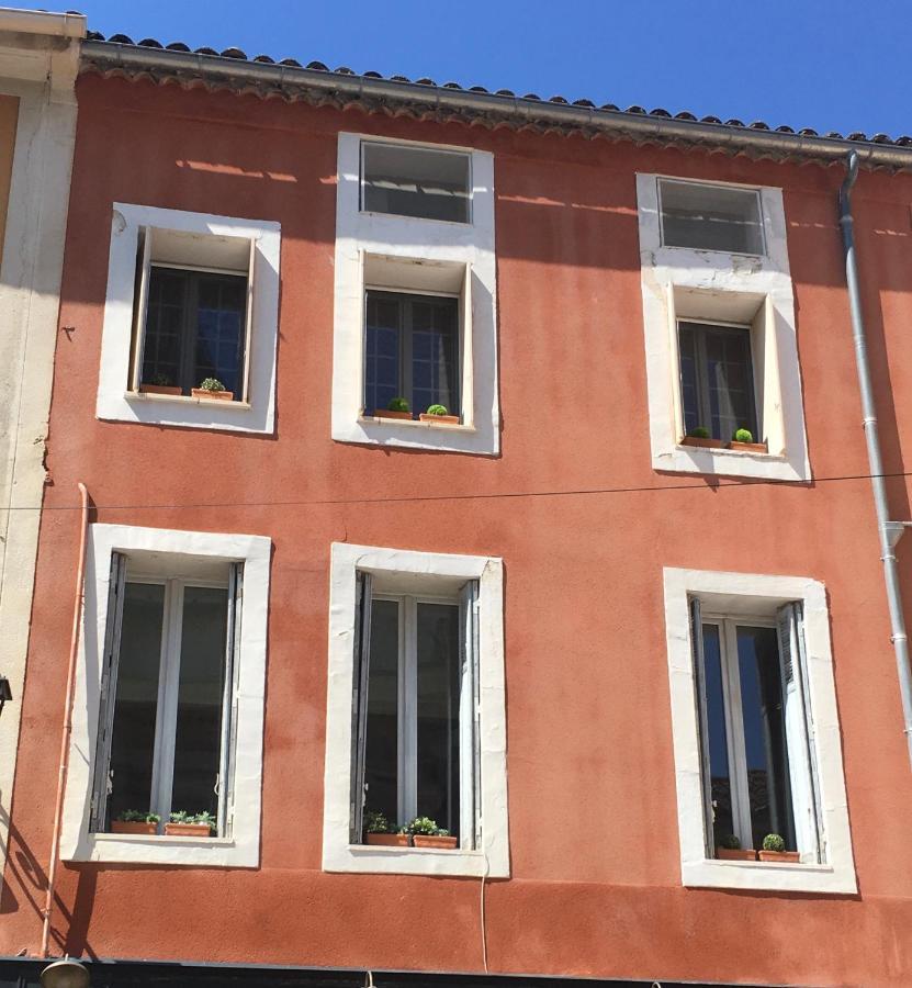 Un Coin De Luberon Apartment ลีล-ซูร์-ลา-ซอร์ก ภายนอก รูปภาพ